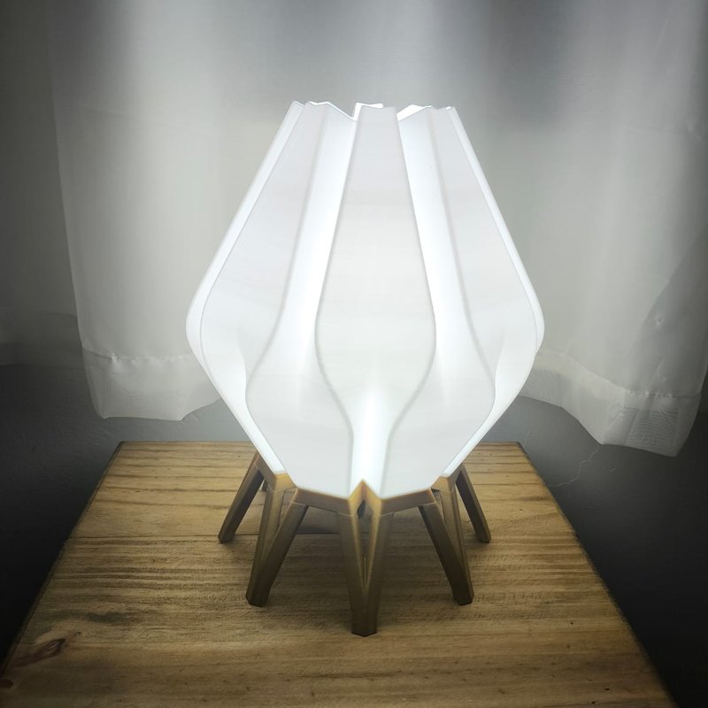 Tulipa Acesa — Luz branca